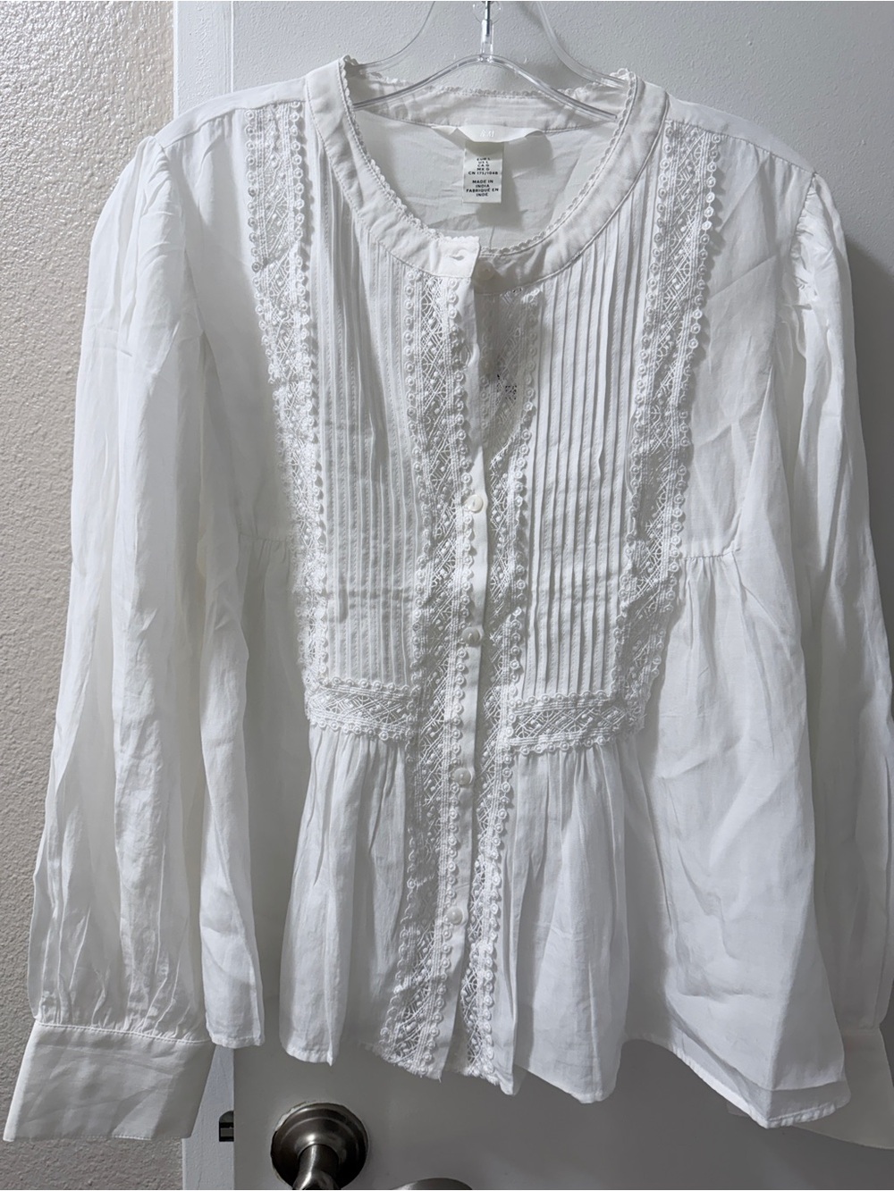 H&M White Lace Pintuck Button-Down Blouse